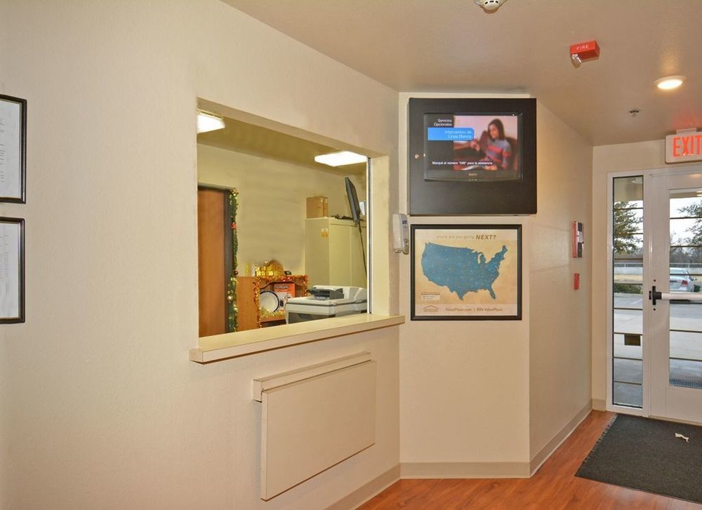 Woodspring Suites Fort Worth Forest Hill Interior photo