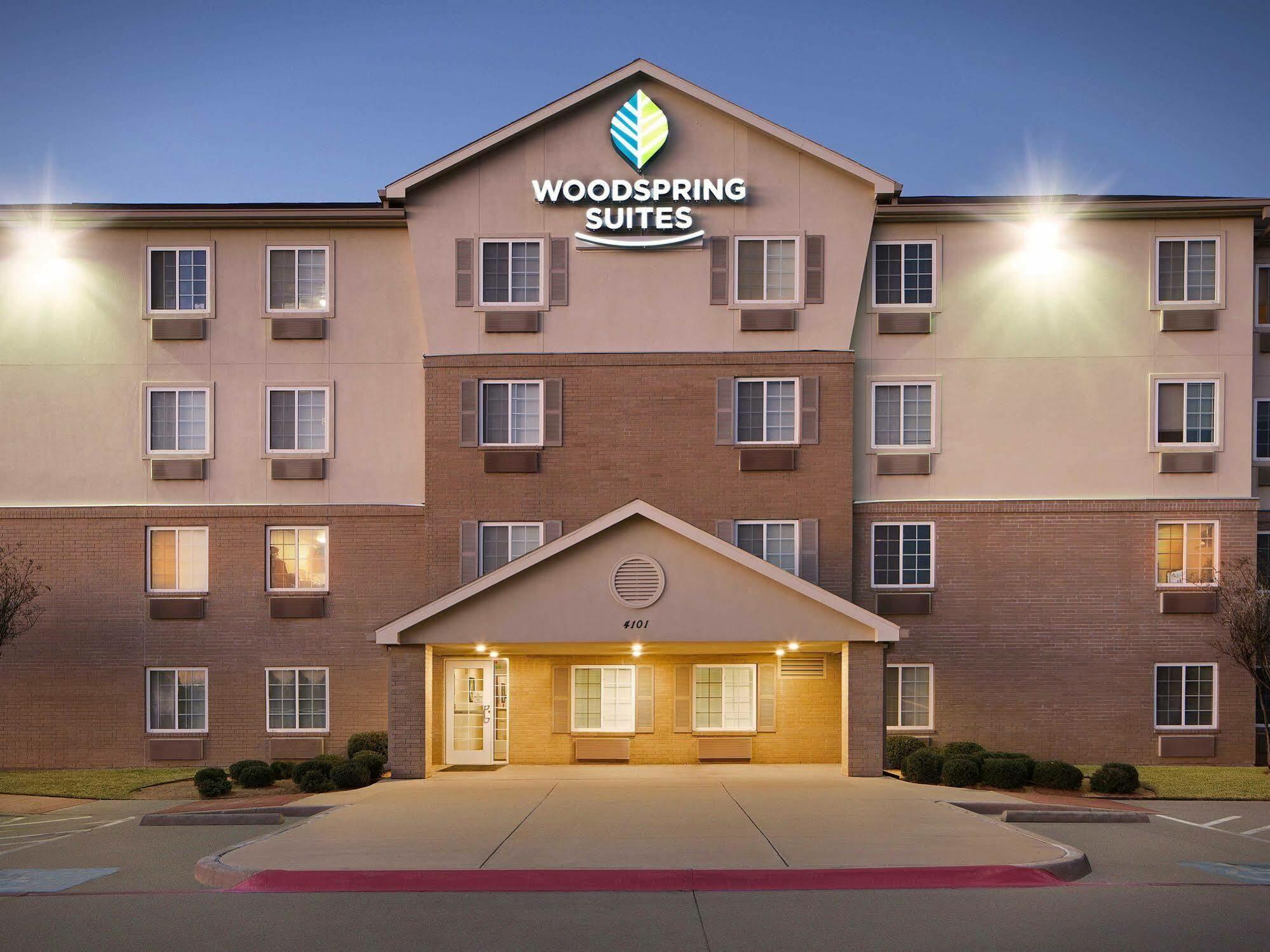 Woodspring Suites Fort Worth Forest Hill Exterior photo