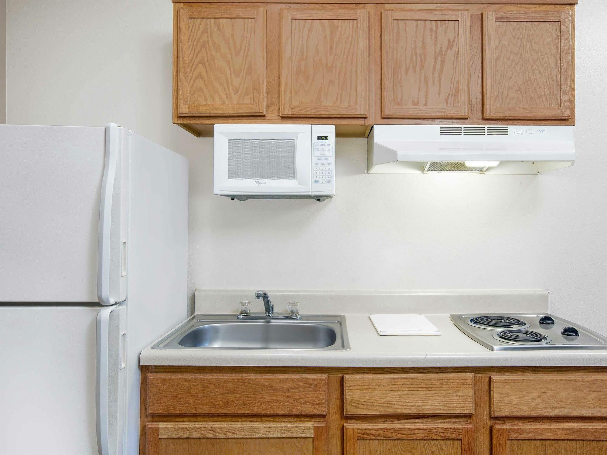 Woodspring Suites Fort Worth Forest Hill Exterior photo